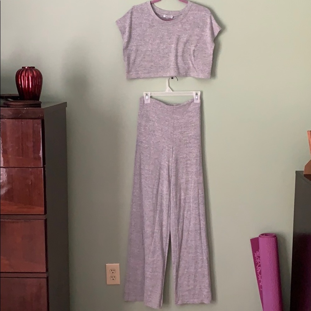 2 piece set
